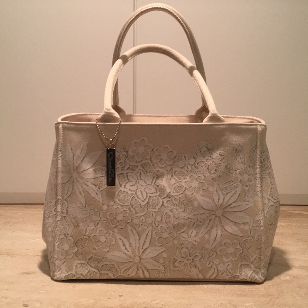 Oscar de la Renta Tote